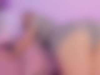Mia's Live Sex Cam Show