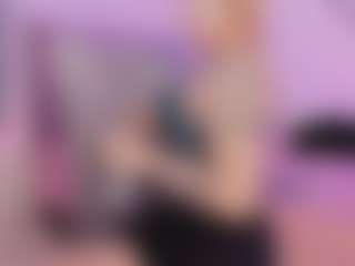 Mia's Live Sex Cam Show