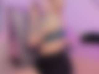 Mia's Live Sex Cam Show
