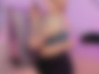 Mia's Live Sex Cam Show