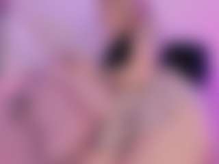 Live-Cam-Show mit Mia - Green Eyes auf Camsoda