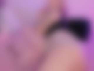 Mia's Live Sex Cam Show