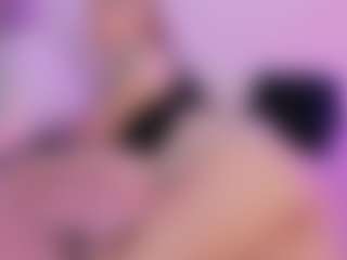 Mia's Live Sex Cam Show
