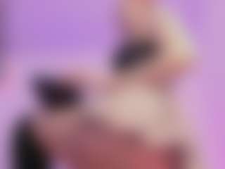 Mia's Live Sex Cam Show