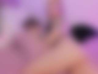 Live cam show with Mia - Striptease on Camsoda