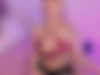 Mia's Live Sex Cam Show