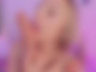 Mia's Live Sex Cam Show