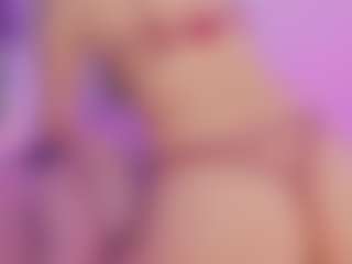 Live cam show with Mia - Flashing on Camming Site