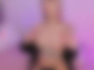 Mia's Live Sex Cam Show