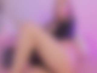 Mia's Live Sex Cam Show