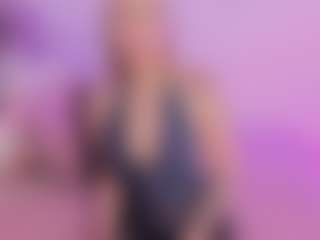 Mia's Live Sex Cam Show