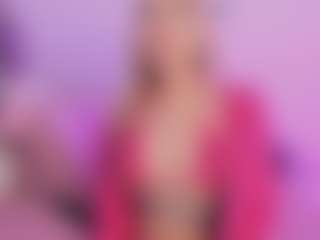Mia's Live Sex Cam Show