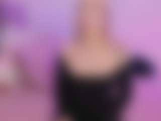 Live cam show with Mia - Control on instabang