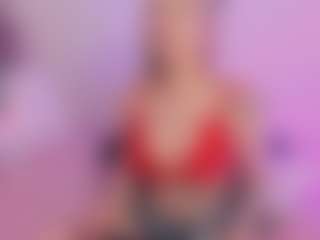 Mia's Live Sex Cam Show