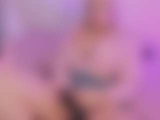 Mia's Live Sex Cam Show