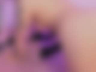 Mia's Live Sex Cam Show