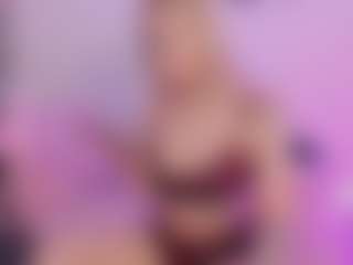 Live cam show with Mia - Asshole on Dare Cams