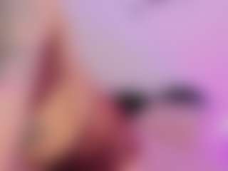 Live cam show with Mia - Blonde Hair Small Tits on Dare Cams