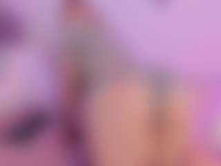 Mia's Live Sex Cam Show