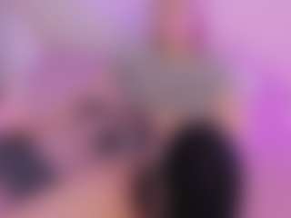 Mia's Live Sex Cam Show