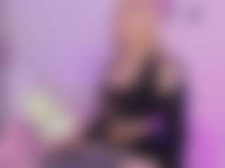 Mia's Live Sex Cam Show