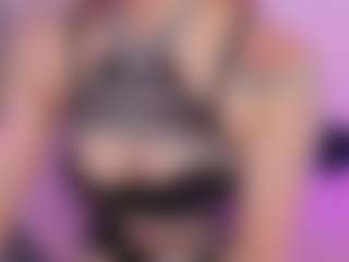 Live cam show with Mia - Green Eyes on Cam Slut