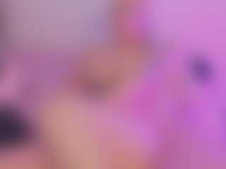 Mia's Live Sex Cam Show