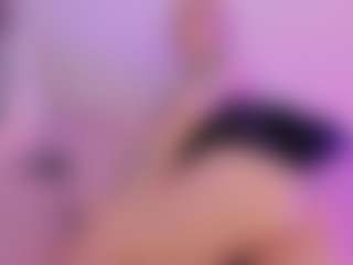 Mia's Live Sex Cam Show