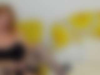 Live cam show with britishmilfpenelope - Solo on Camsoda