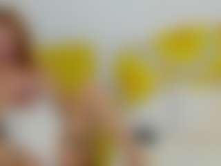 Live cam show with britishmilfpenelope - Middle Aged on studioflirtlive.com