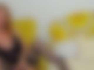 Live cam show with britishmilfpenelope - Red Hair on Dolls Live