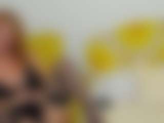 Live cam show with britishmilfpenelope - Solo on liverealitysex.com