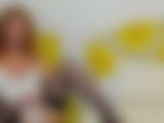 britishmilfpenelope MILF webcam performer live streaming