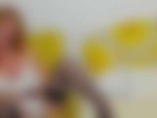 britishmilfpenelope MILF webcam performer live streaming