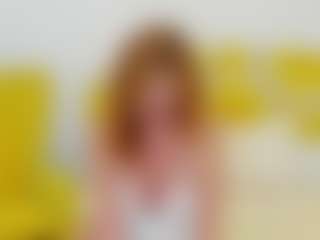 britishmilfpenelope MILF webcam performer live streaming