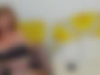 Live cam show with britishmilfpenelope - Big Ass on Dolls Live