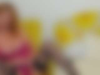 Live cam show with britishmilfpenelope - Grey Eyes on Fit Hotties