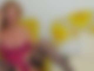 Live cam show with britishmilfpenelope - Bedroom on madthumbs