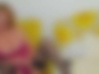 Live cam show with britishmilfpenelope - Bedroom Mature on sexylivex.com
