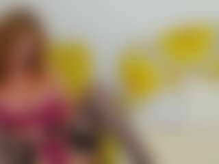 Live cam show with britishmilfpenelope - Oil on CSO-WL