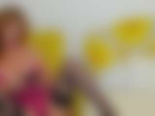 Live cam show with britishmilfpenelope - Bedroom on Camsoda
