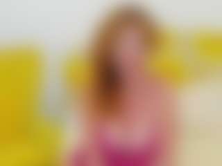 Live cam show with britishmilfpenelope - Oil on AdultVida.com