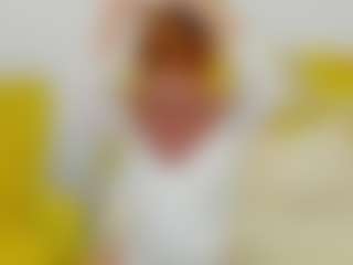 Live cam show with britishmilfpenelope - Grey Eyes on Dolls Live