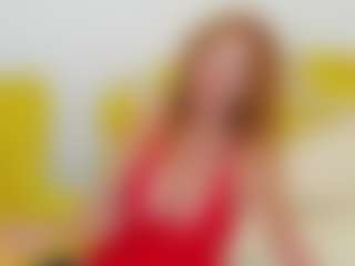 Live cam show with britishmilfpenelope - Solo on CamClone