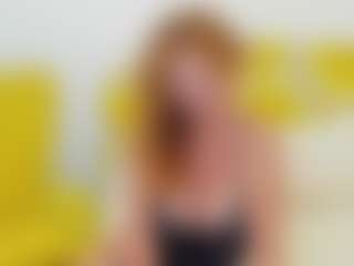 britishmilfpenelope MILF webcam performer live streaming