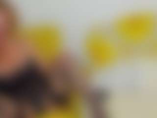 Live cam show with britishmilfpenelope - Granny Big Tits on Sweet Sext