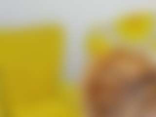 Live cam show with britishmilfpenelope - Oil on Gym Cam Girls