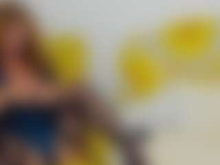 Live cam show with britishmilfpenelope - Bedroom on xplaylive.com