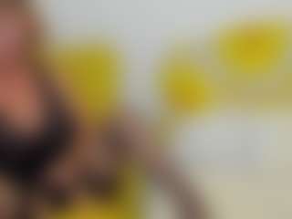 Live cam show with britishmilfpenelope - Red Hair on Camsoda