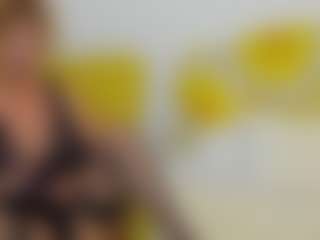 britishmilfpenelope MILF webcam performer live streaming
